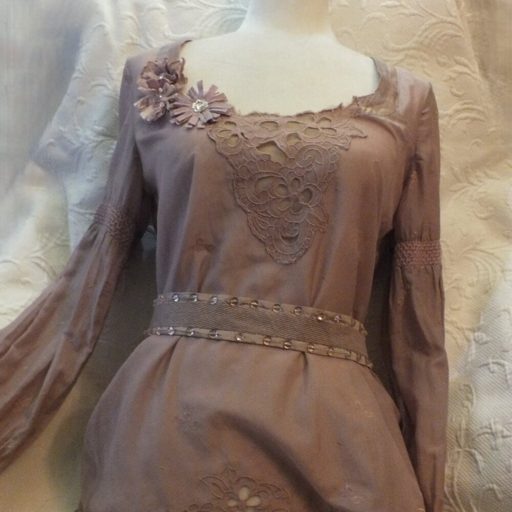 Vintage Embroidered Romantic Long Sleeve Top in Lilac with Beaded Belt by Patric - Picture 7 of 14